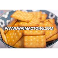 thin soda cracker biscuit